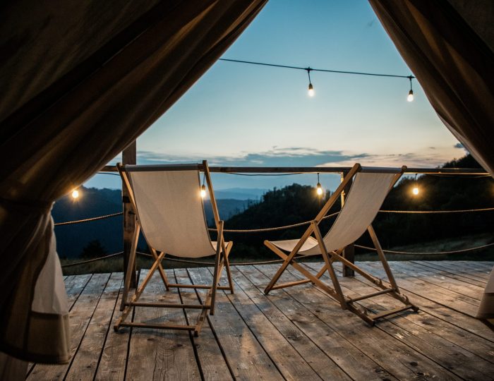 glamping or glamour camping with a dog