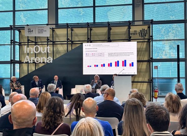 HBenchmark-TTG-InOut-2026-panel-AI-Open-Air Francesco Traverso di HBenchmark al panel FAITA Federcamping sull’Intelligenza Artificiale nelle imprese Open Air, InOut Arena di TTG | InOut 2026 a Rimini